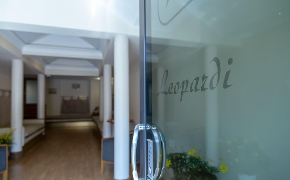 Hotel Leopardi Napoli Esterno foto